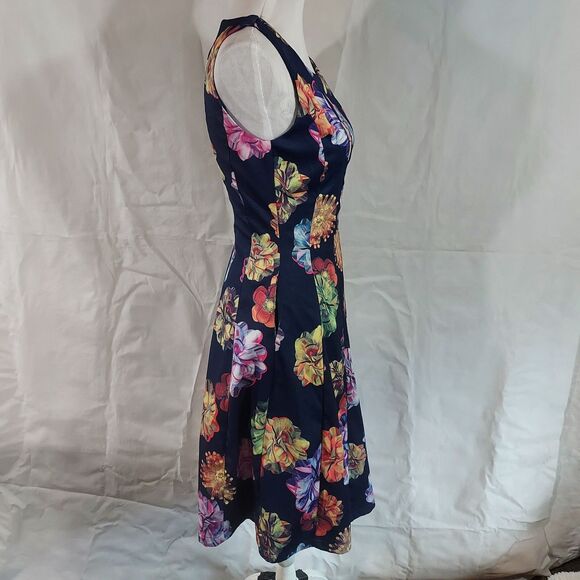 FROCK SHOP Blue Floral Print Fit n Flare Dress w Pockets Womens Size Small Flowy - Picture 5 of 10